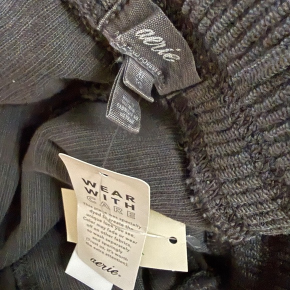 Two piece Big Chill textured crew sweatshirt and matching joggers from Aerie. - Picture 4 of 6